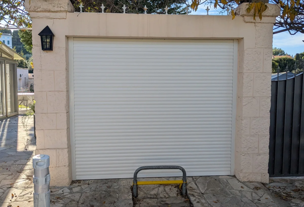Monaco Twin Stores Pose De Volet Roulant Antibes Porte De Garage 12